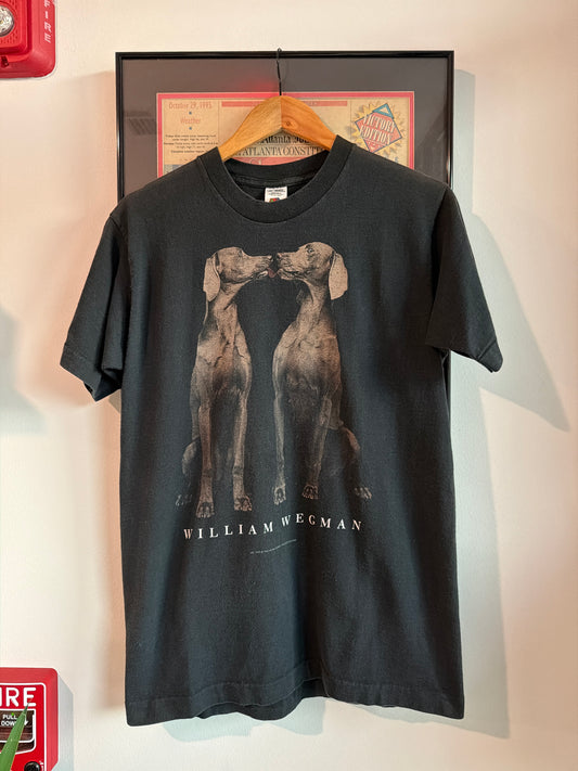VINTAGE 1993 WILLIAM WEGMAN DOG KISSING SHIRT