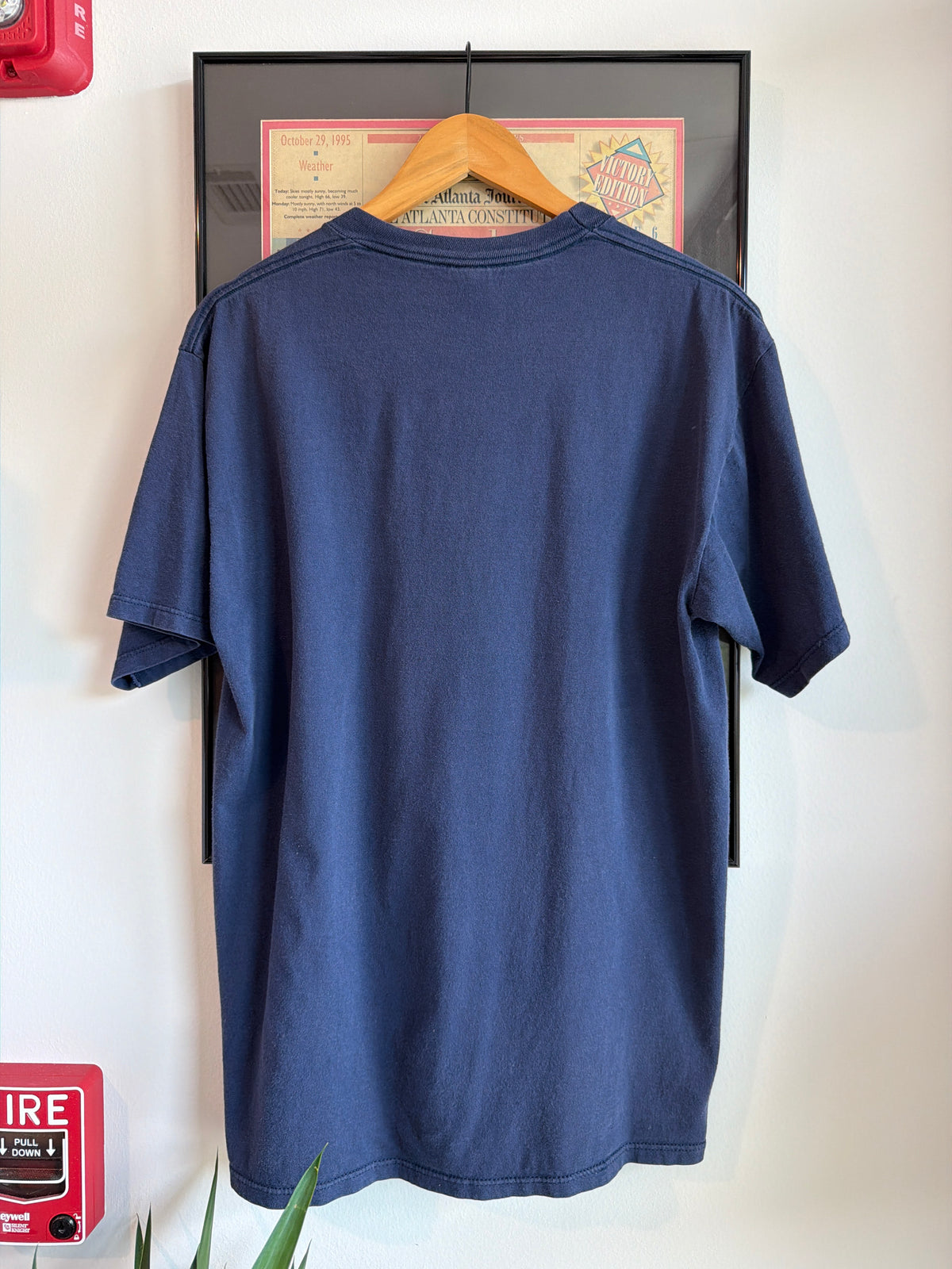 VINTAGE FADED DISTRESSED 1992 ATLANTA BRAVES FULTON COUNTY STADIUM SHIRT
