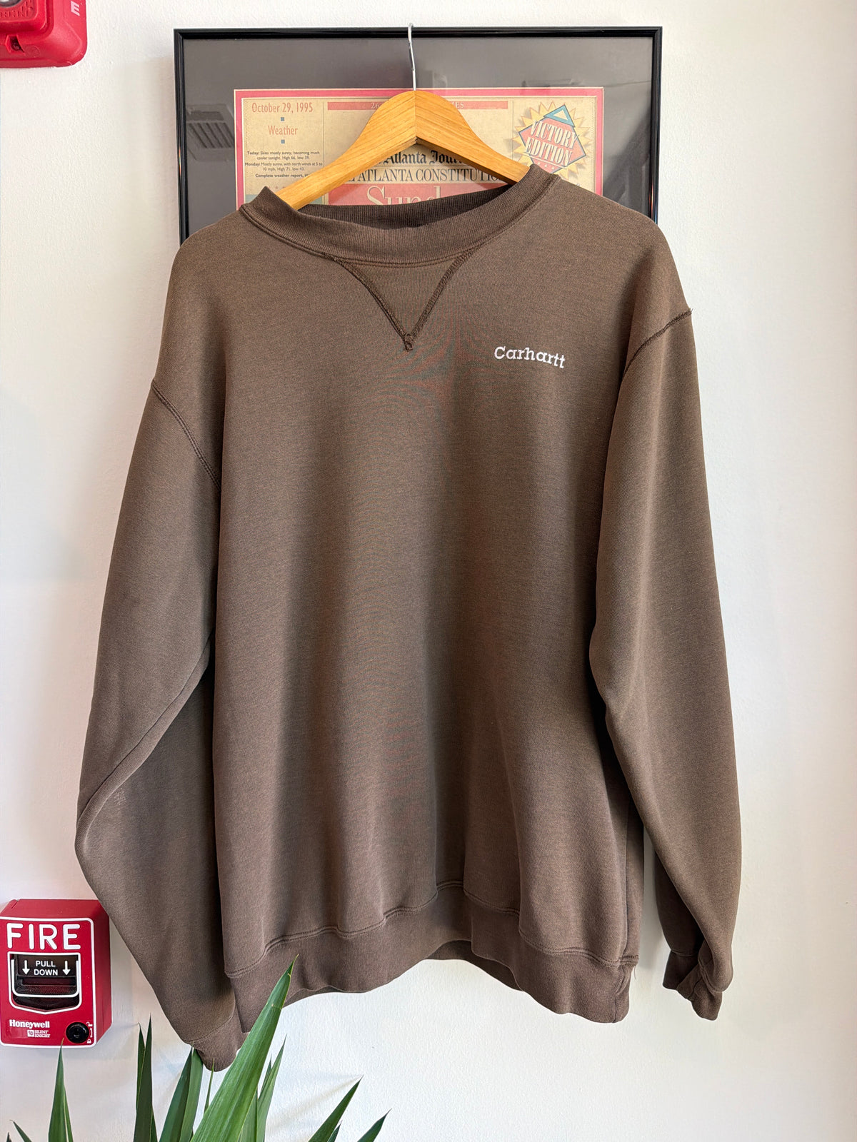 VINTAGE FADED 1990S CARHARTT BROWN SWEATSHIRT
